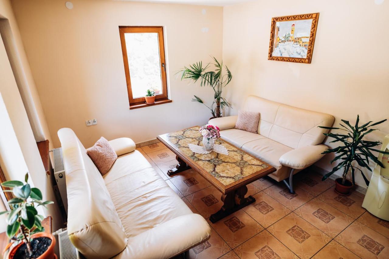 Iris 2 Bed & Breakfast Praid Luaran gambar